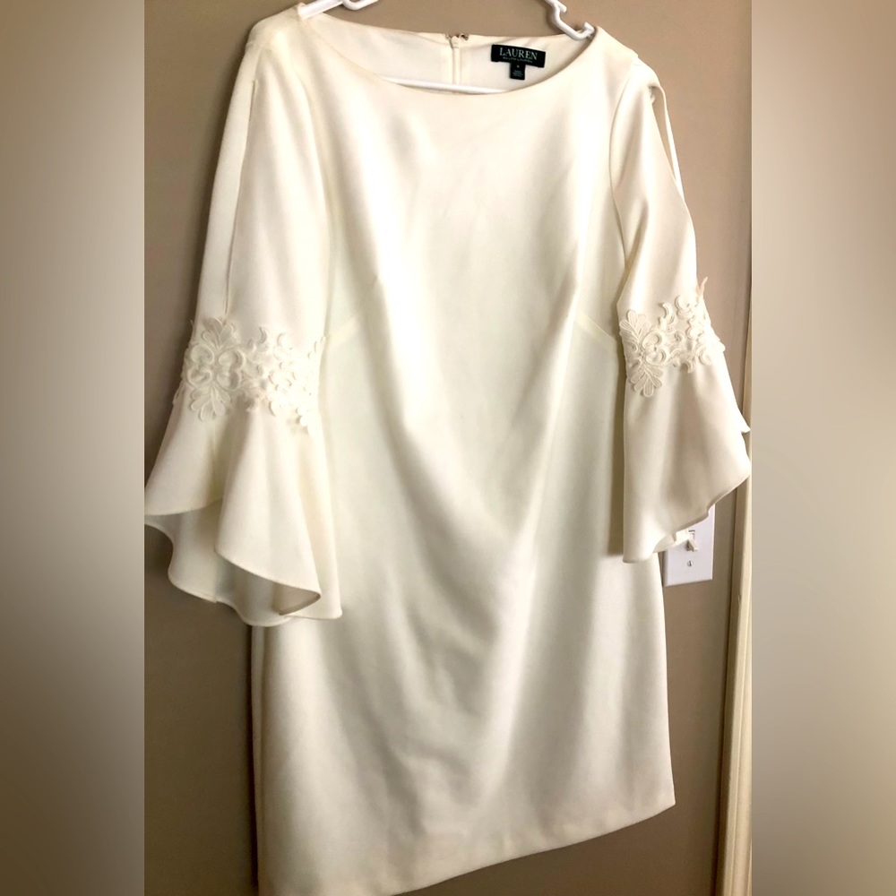 RALPH LAUREN Cream Colored Dress  Size 6  Flare Sleeve